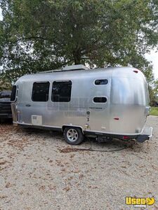 2008 Bambi Safari Se Airstream Cabinets Ohio for Sale