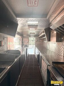 2008 Box Truck All-purpose Food Truck Exterior Customer Counter California Gas Engine for Sale