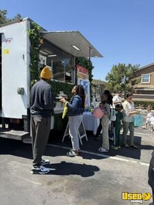 2008 Box Truck All-purpose Food Truck Refrigerator California Gas Engine for Sale