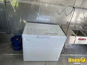 2008 C4500 All-purpose Food Truck Fresh Water Tank Florida Diesel Engine for Sale
