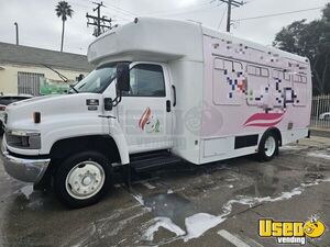 2008 C4500 Mobile Hair & Nail Salon Truck Air Conditioning California Diesel Engine for Sale
