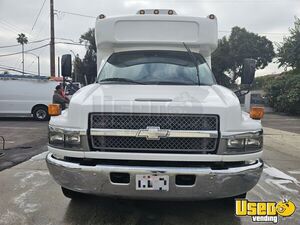 2008 C4500 Mobile Hair & Nail Salon Truck Cabinets California Diesel Engine for Sale