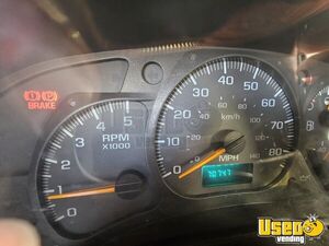2008 C4500 Mobile Hair & Nail Salon Truck Electrical Outlets California Diesel Engine for Sale