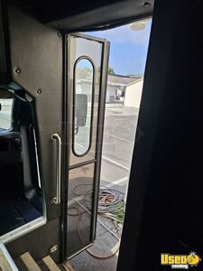 2008 C4500 Mobile Hair & Nail Salon Truck Interior Lighting California Diesel Engine for Sale
