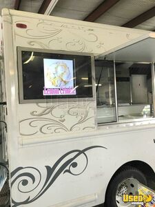 2008 Chassis Bakery Food Truck Backup Camera Texas Diesel Engine for Sale
