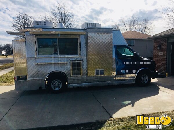 2008 Chevy Express G3500 All-purpose Food Truck Indiana Gas Engine for Sale