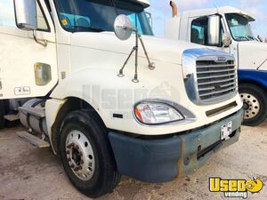 2008 Columbia Freightliner Semi Truck 3 Texas for Sale