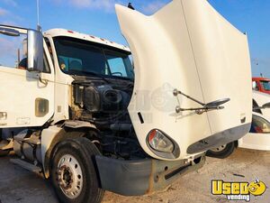 2008 Columbia Freightliner Semi Truck 5 Texas for Sale