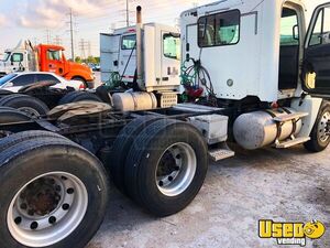 2008 Columbia Freightliner Semi Truck 7 Texas for Sale