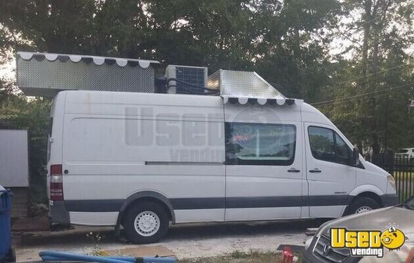 2008 Dodge Van Kitchen Food Truck All-purpose Food Truck Florida Diesel Engine for Sale