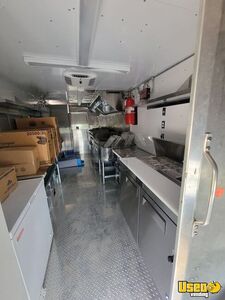 2008 E-350 Kitchen Food Truck All-purpose Food Truck Stainless Steel Wall Covers Maryland Gas Engine for Sale