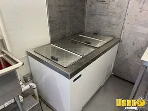 2008 E-350 Step Van Ice Cream Truck Spare Tire New York Gas Engine for Sale