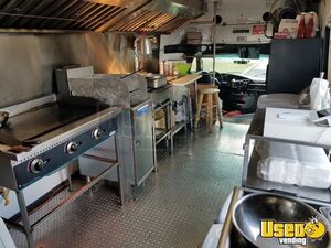 2008 E-450 Kitchen Food Truck All-purpose Food Truck Diamond Plated Aluminum Flooring Texas Gas Engine for Sale