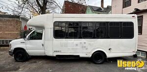 2008 E-450 Mobile Barbershop Truck Mobile Hair & Nail Salon Truck New Jersey Gas Engine for Sale
