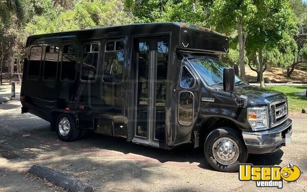 2008 E-450 Party Bus Party Bus California Gas Engine for Sale