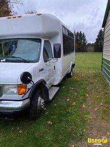 2008 E-450 Shuttle Bus Shuttle Bus Air Conditioning Michigan for Sale