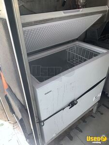 2008 E350 Step Van Kitchen Food Truck All-purpose Food Truck Fresh Water Tank Florida Gas Engine for Sale