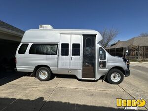 2008 E350 Van W/ Ext Mobile Boutique Texas for Sale