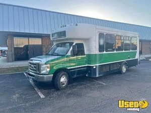 2008 E450 Mobile Hair & Nail Salon Truck Air Conditioning Tennessee Diesel Engine for Sale