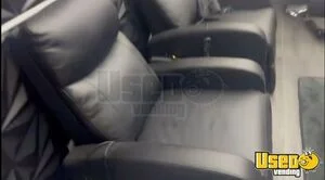 2008 E450 Mobile Hair & Nail Salon Truck Sound System Tennessee Diesel Engine for Sale