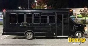 2008 E450 Party Bus Backup Camera New York Gas Engine for Sale