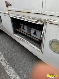 2008 E450 Super Duty Cutaway Pet Care / Veterinary Truck Propane Tank Utah Diesel Engine for Sale
