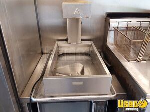 2008 Econoline All-purpose Food Truck Prep Station Cooler Michigan Gas Engine for Sale