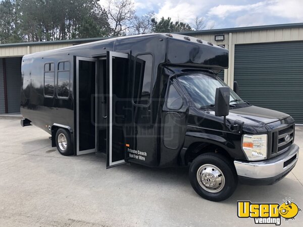 2008 Econoline E450 Super Duty Party Bus Texas Gas Engine for Sale