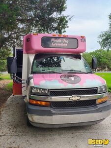 2008 Express 3500 Pet Care / Veterinary Truck Air Conditioning Texas Diesel Engine for Sale