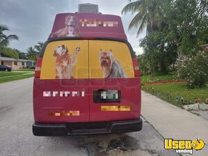 2008 Express Mobile Pet Grooming Truck Pet Care / Veterinary Truck Exterior Lighting Florida Gas Engine for Sale