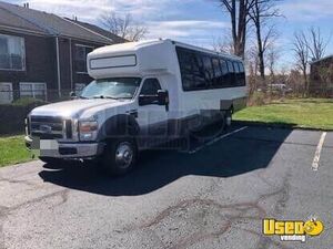 2008 F550 Shuttle Bus New Jersey Diesel Engine for Sale