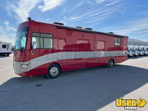 2008 Fleetwood Motorhome Office Trailer Bathroom Ohio for Sale