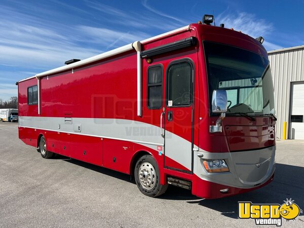 2008 Fleetwood Motorhome Office Trailer Ohio for Sale