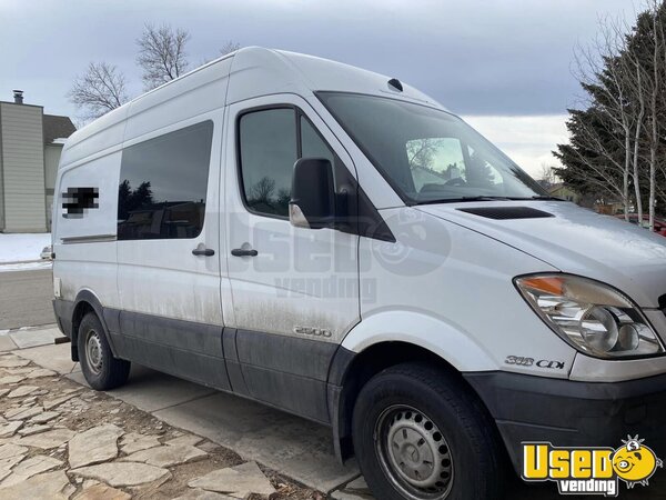 2008 Grooming Truck Pet Care / Veterinary Truck Colorado Diesel Engine for Sale