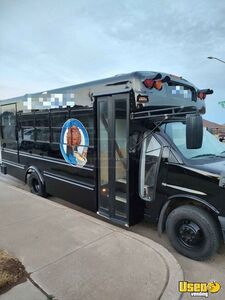 2008 Kitchen Food Truck All-purpose Food Truck Propane Tank Texas Gas Engine for Sale