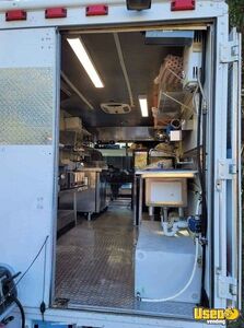2008 Kitchen Food Truck All-purpose Food Truck Reach-in Upright Cooler Texas Gas Engine for Sale