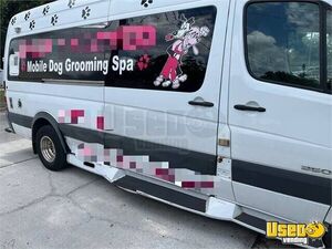 2008 Mobile Pet Grooming Pet Care / Veterinary Truck Interior Lighting Florida for Sale