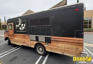 2008 Mt45 All-purpose Food Truck California Diesel Engine for Sale