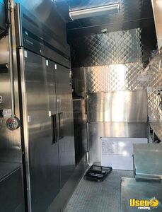 2008 Npr Catering Food Truck All-purpose Food Truck Exterior Customer Counter California Diesel Engine for Sale