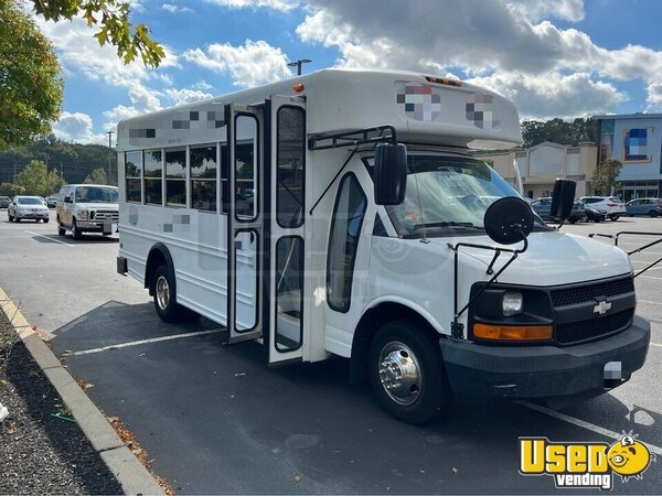 2008 Passenger Bus Shuttle Bus Rhode Island Gas Engine for Sale