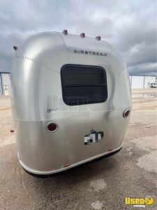 2008 Safari Sport 22 Airstream Bathroom Texas for Sale