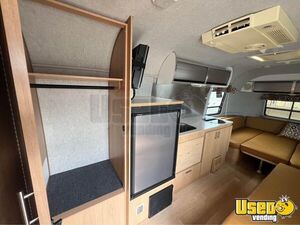 2008 Safari Sport 22 Airstream Toilet Texas for Sale