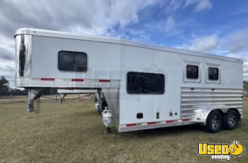 2008 Silverlite Living Quarters Horse Trailer Mississippi for Sale