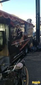 2008 W42 Coffee And Beverage Truck Coffee & Beverage Truck Concession Window New York Diesel Engine for Sale