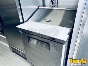 2008 Workhorse All-purpose Food Truck Prep Station Cooler Alabama Gas Engine for Sale
