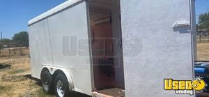 2009 16x8 Pet Care / Veterinary Truck Cabinets Texas for Sale
