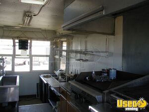 2009 24ft. Trailer Kitchen Food Trailer Deep Freezer Colorado for Sale