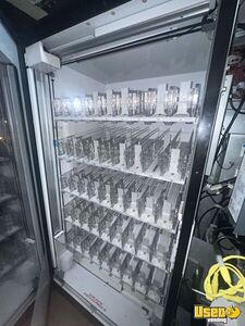 2009 5800 Bevmax 4 Dixie Narco Soda Machine 2 California for Sale