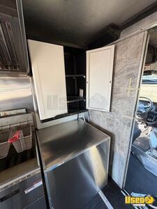 2009 All-purpose Food Truck Pro Fire Suppression System Illinois Diesel Engine for Sale
