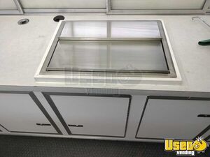 2009 Cew202w Kitchen Food Trailer Concession Trailer Electrical Outlets Idaho for Sale